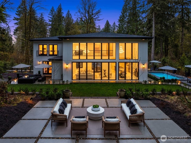 12284 196th Avenue Ne, Redmond