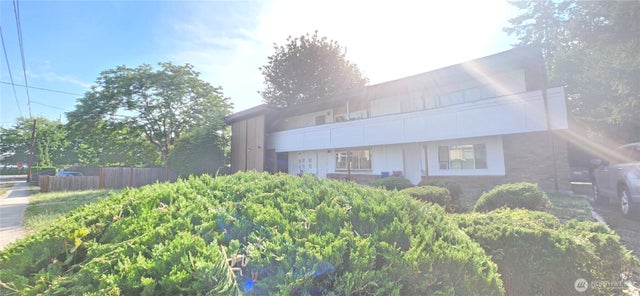 425 H Street Ne, Auburn