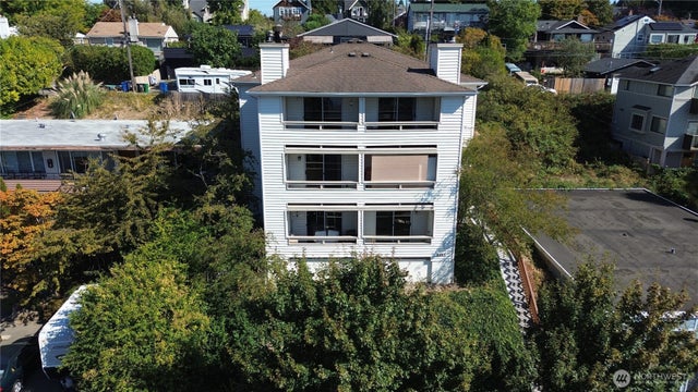 6042 Fauntleroy Way Sw, Seattle