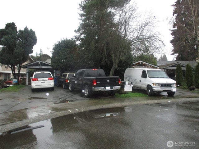 910 142nd Avenue Se, Bellevue