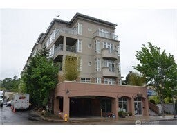 2836 78th Avenue Se 402, Mercer Island