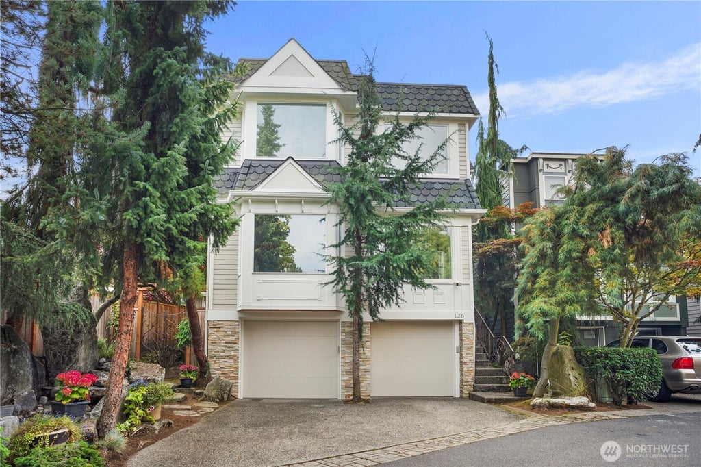 126 6th Court, Kirkland