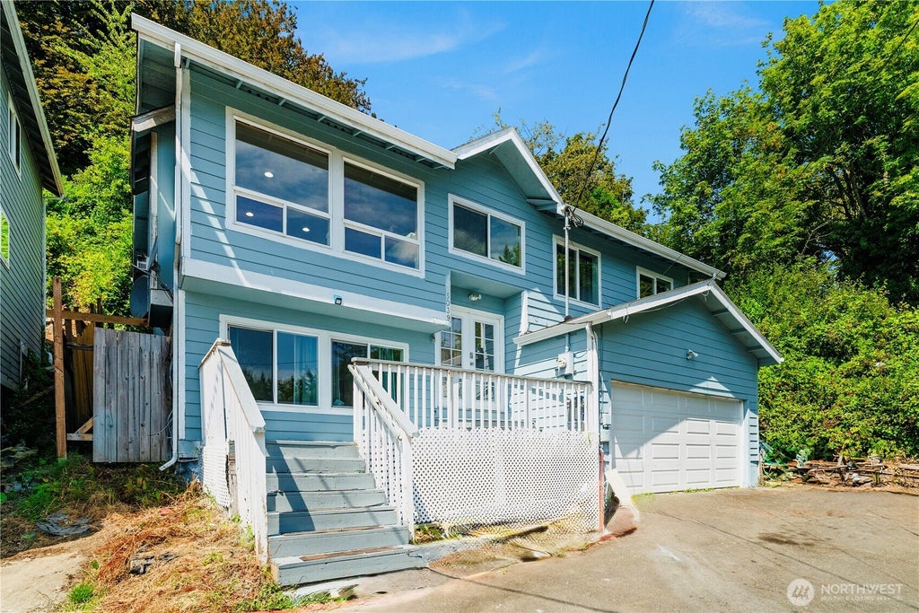 5039 31st Avenue S, Seattle