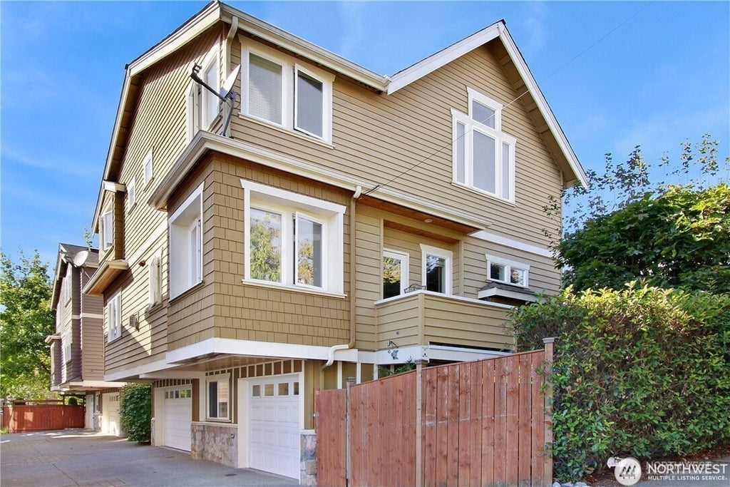 1136 23rd Avenue S, Seattle