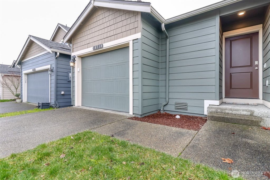 10710 185th Street E, Puyallup