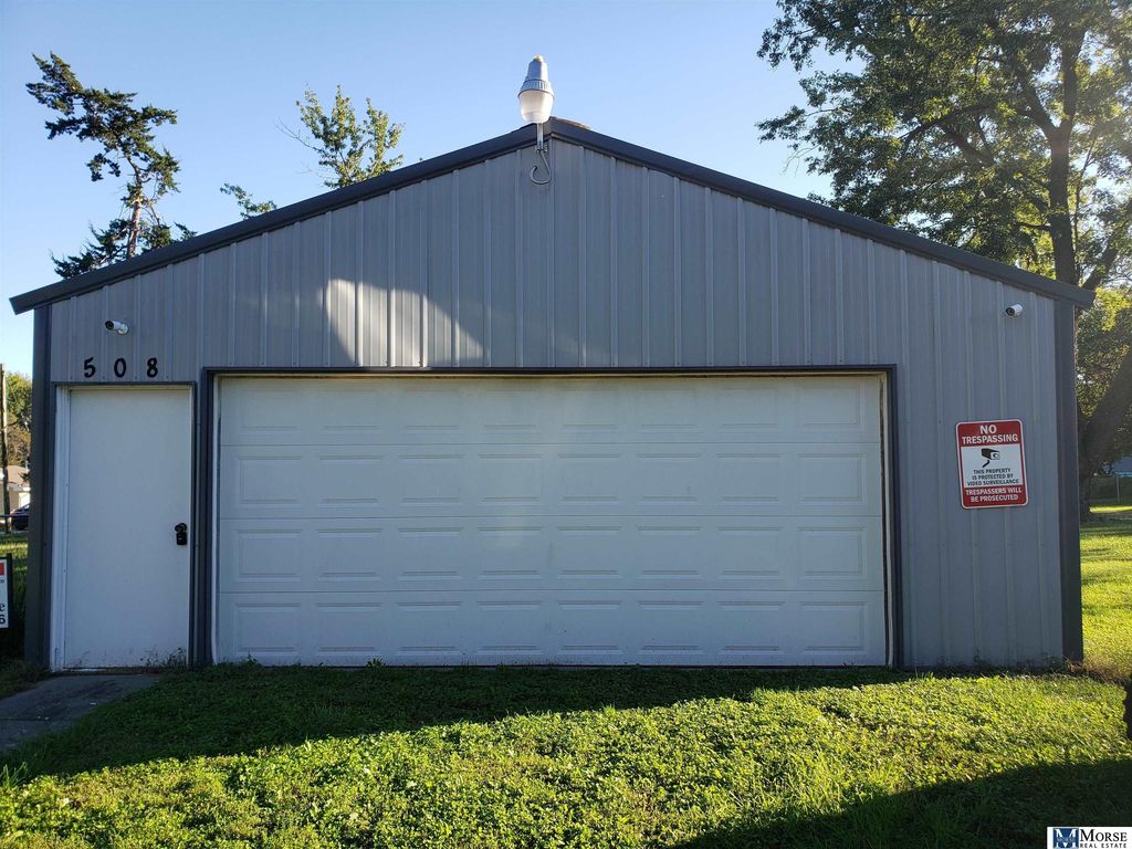 508 Linden Court, Tabor