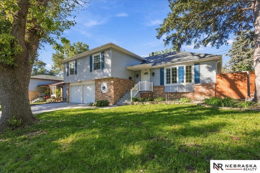 304 Sherry Drive, Bellevue