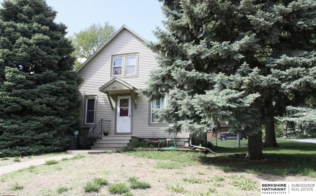 6642 X Street, Lincoln