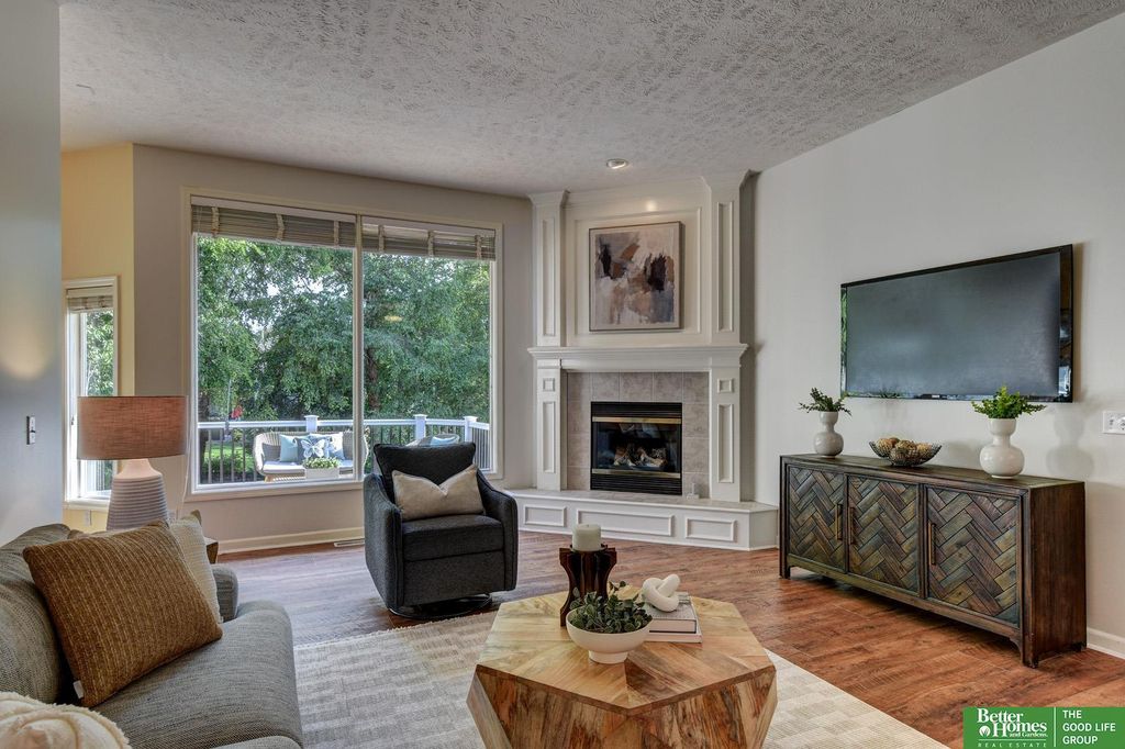 11426 Iowa Circle, Omaha