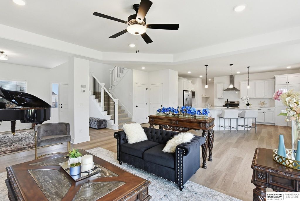 12619 Carpenter Street, Papillion
