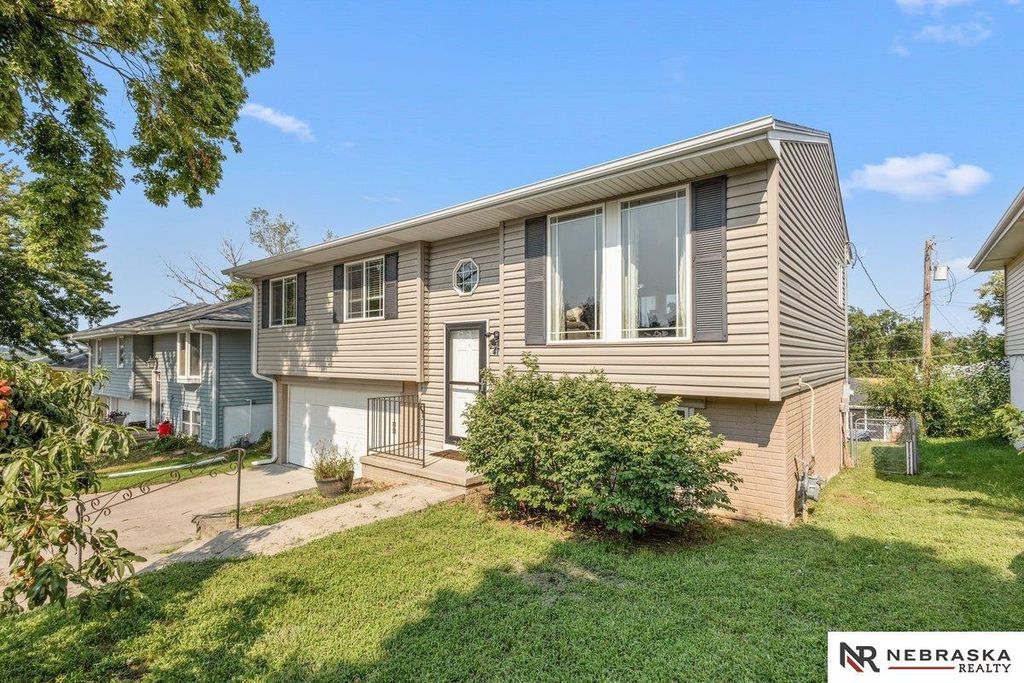 4733 S 81st Street, Ralston