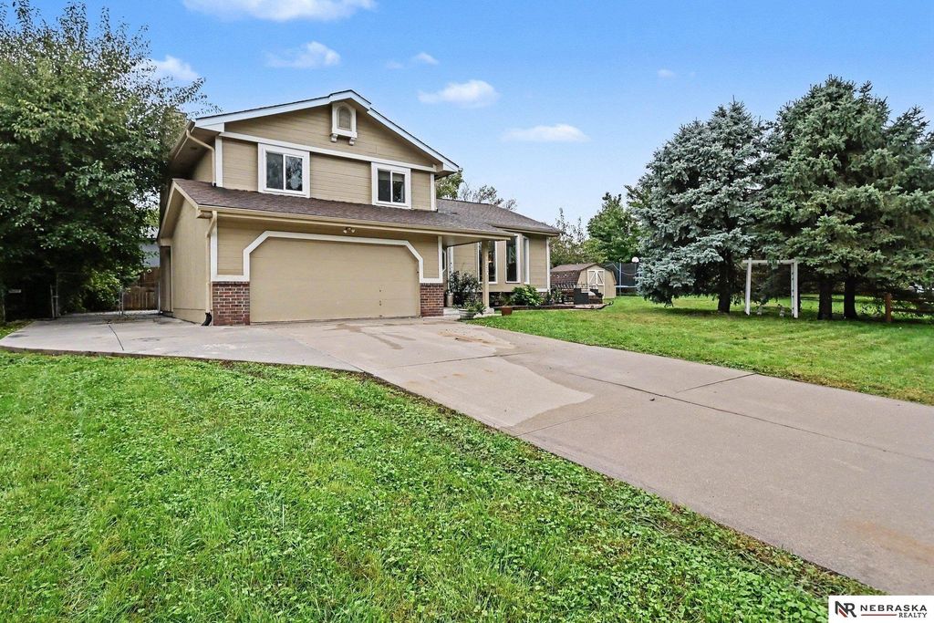 12739 Kansas Avenue, Omaha