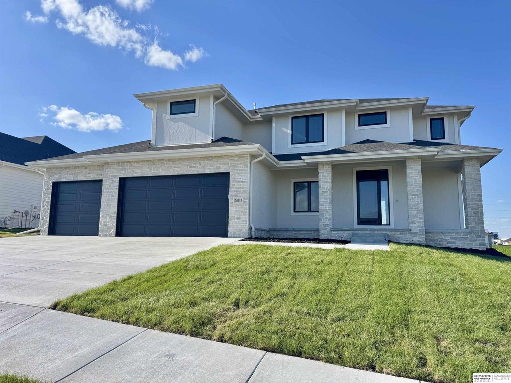 20152 T Street, Omaha