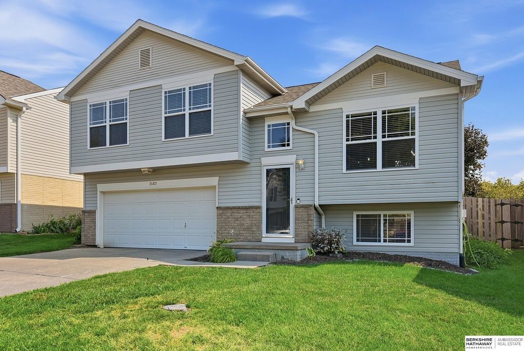 15421 Willit Street, Bennington