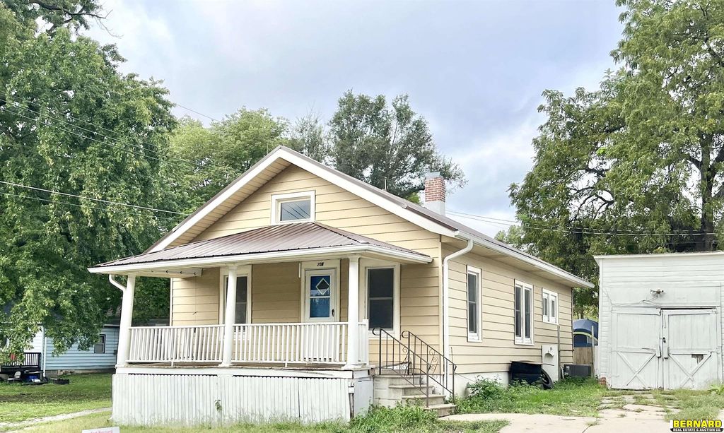 208 S 5th Street, Nebraska City