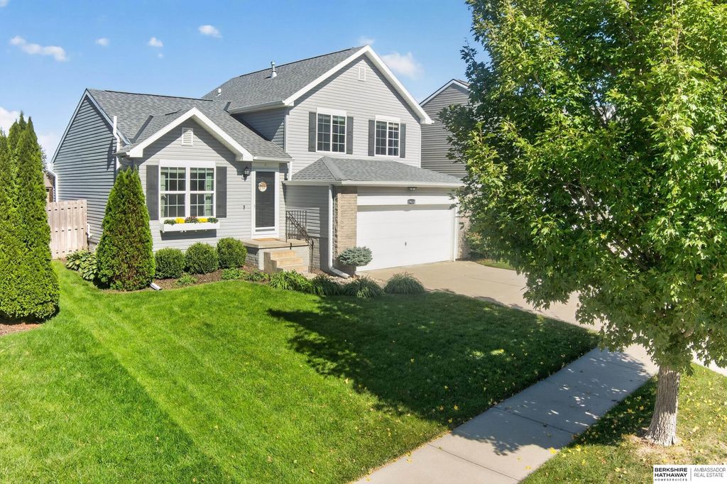 19614 Gail Avenue, Omaha