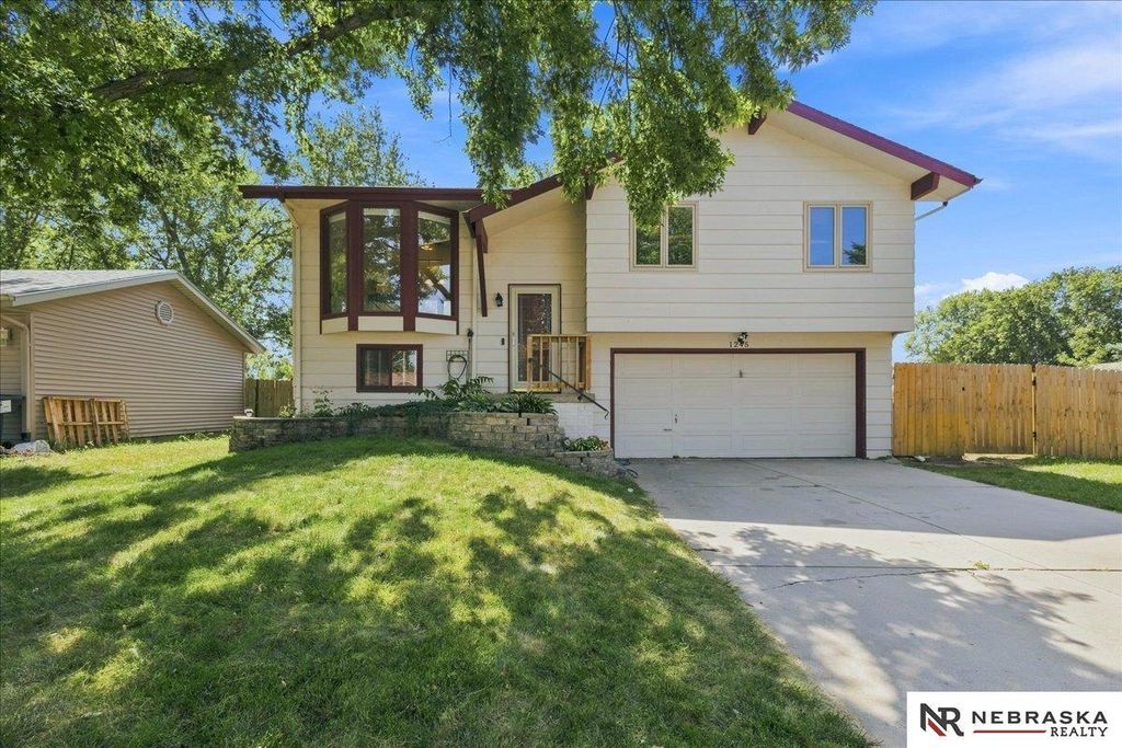 1245 W Jean Avenue, Lincoln
