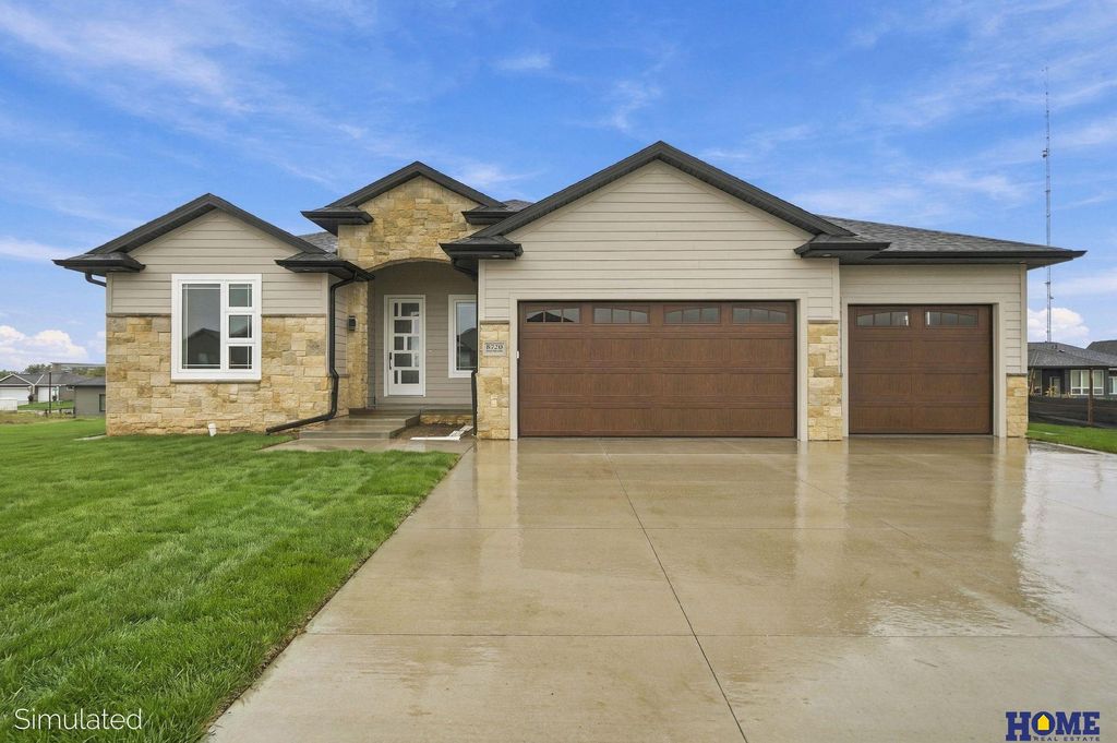 8720 Honeybee Lane, Lincoln