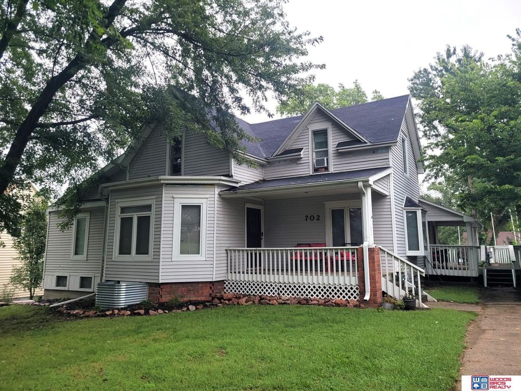 702 N 5th Street, Seward
