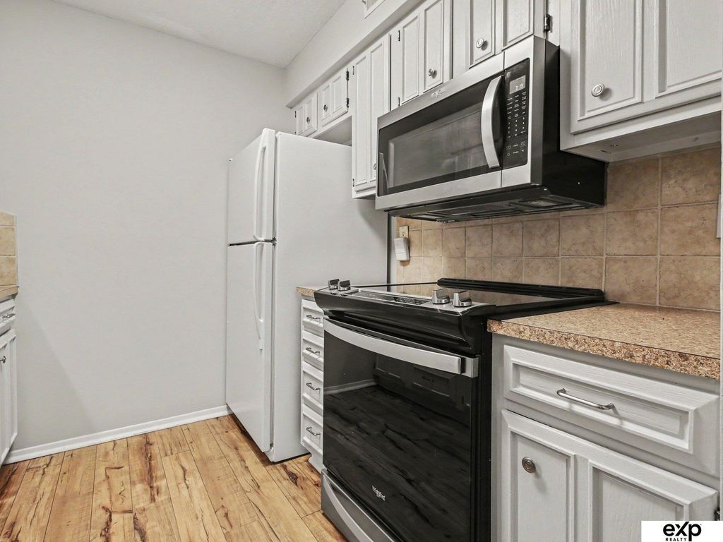 12727 W Dodge Road, Unit 257c, Omaha