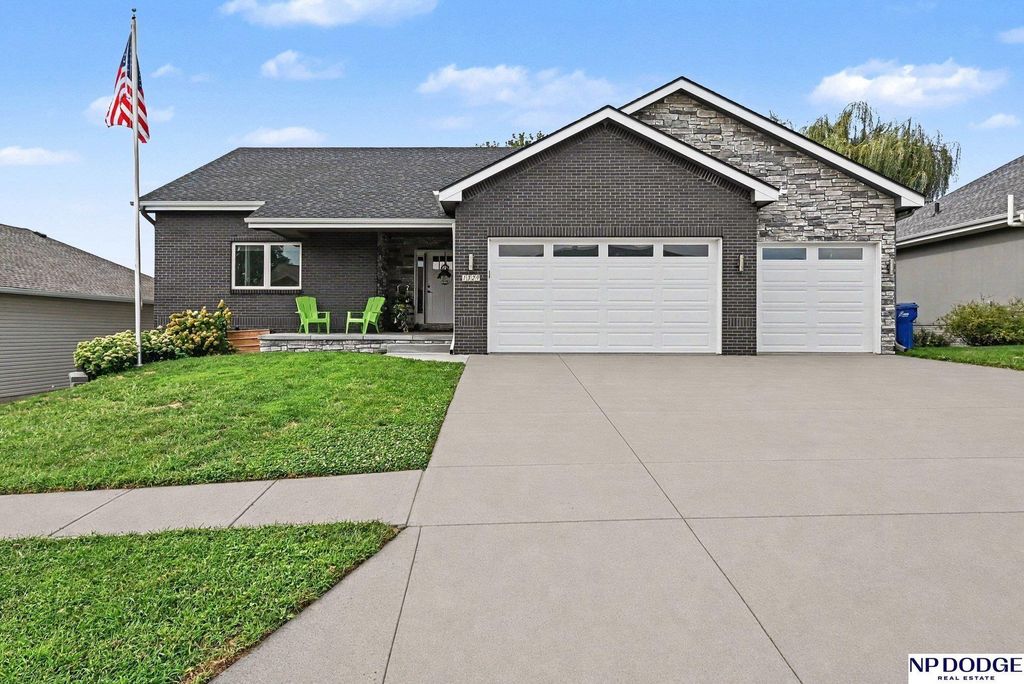 1329 Linden Drive, Blair