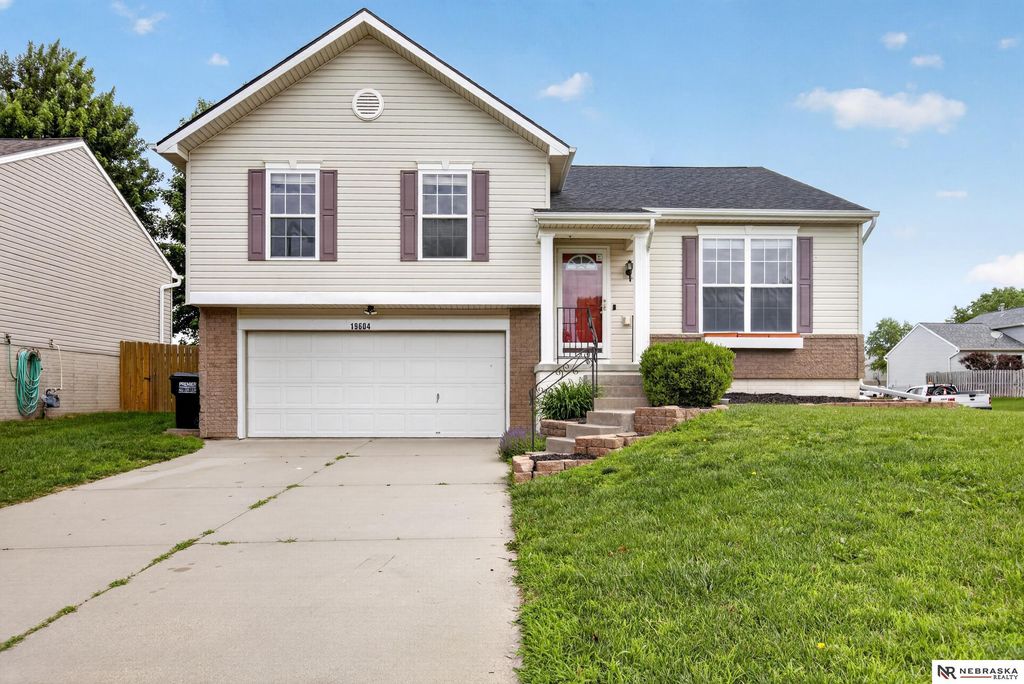 19604 V Street, Omaha