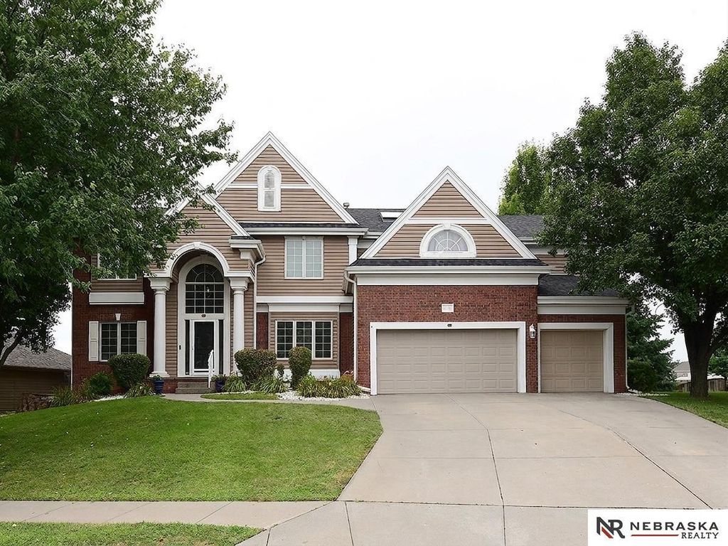 16302 Hartman Avenue, Omaha