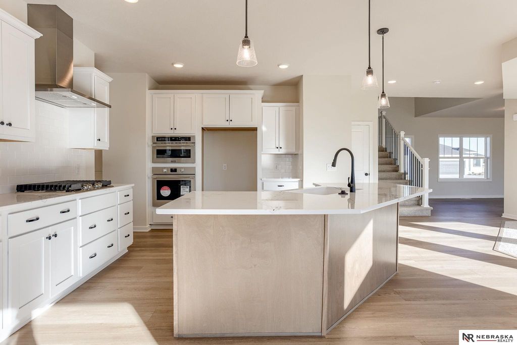 10509 N 160 Street, Bennington