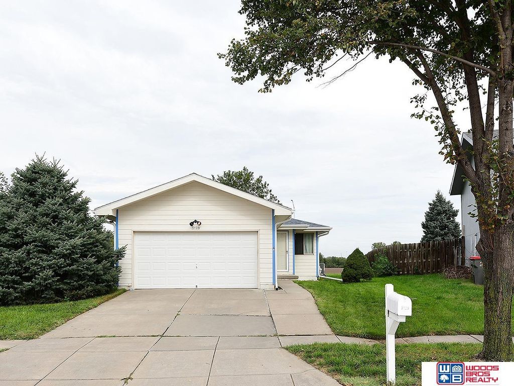 3120 W Washington Street, Lincoln