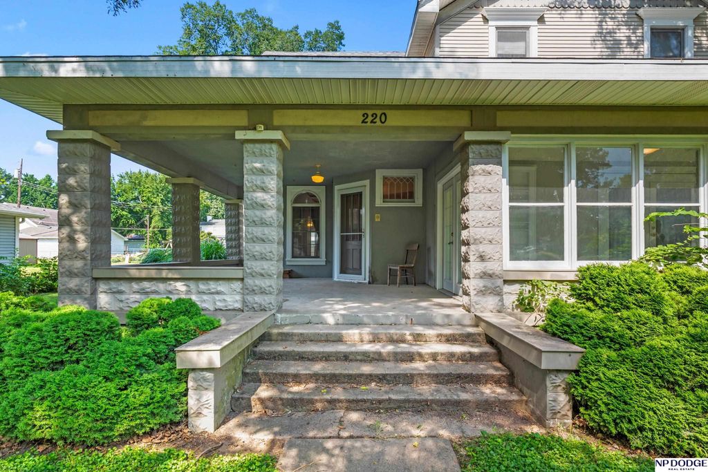 220 N 14 Street, Tekamah