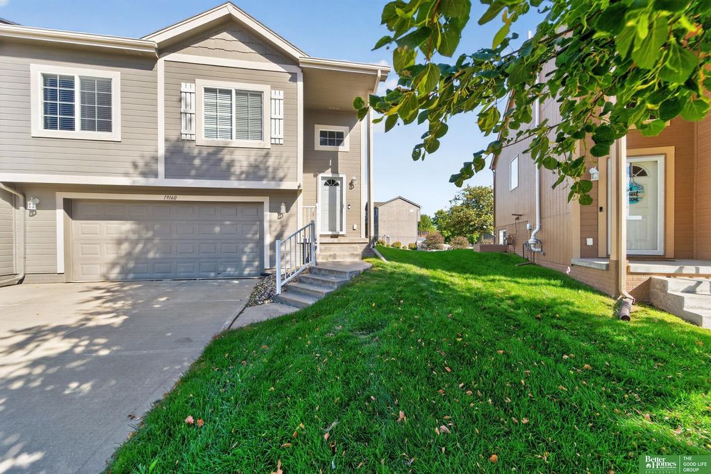 19160 Drexel Circle, Omaha