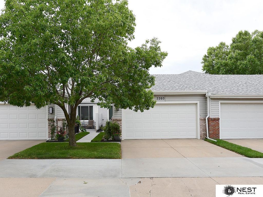 5305 Thies Cove Drive, Lincoln