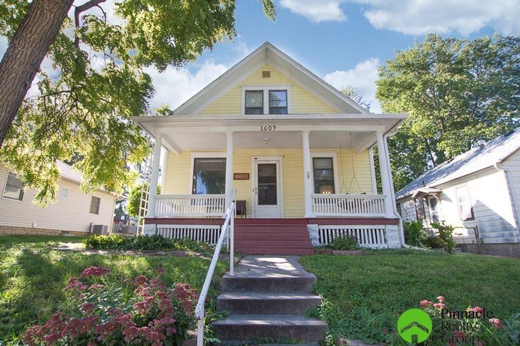 1609 S 26th Street, Lincoln