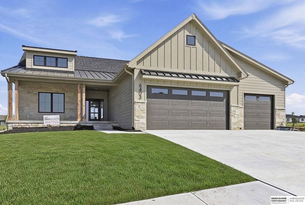 6403 S 214 Street, Elkhorn