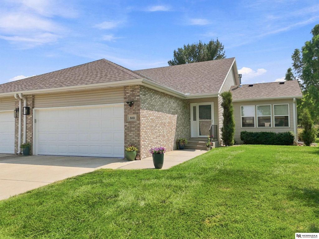 8101 Cheney Ridge Road, Lincoln