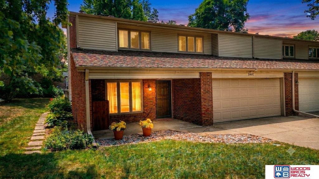 5907 Oakridge Drive, Lincoln