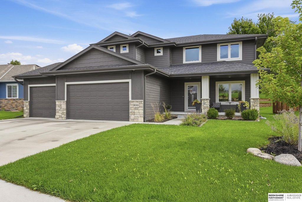 8001 N 166th Street, Bennington