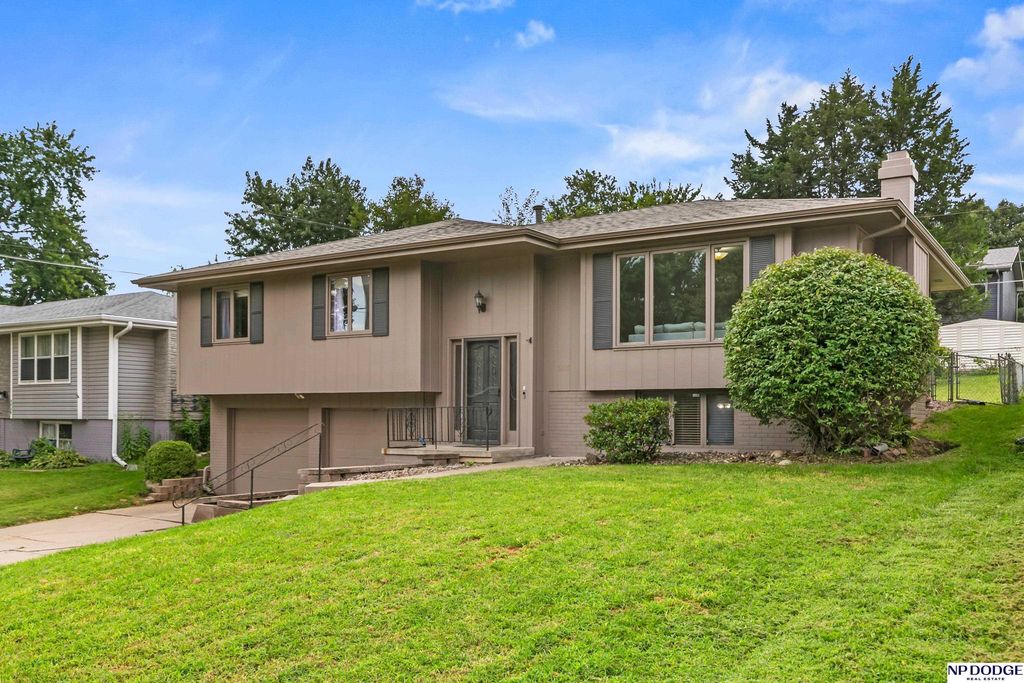 5305 Hascall Street, Omaha