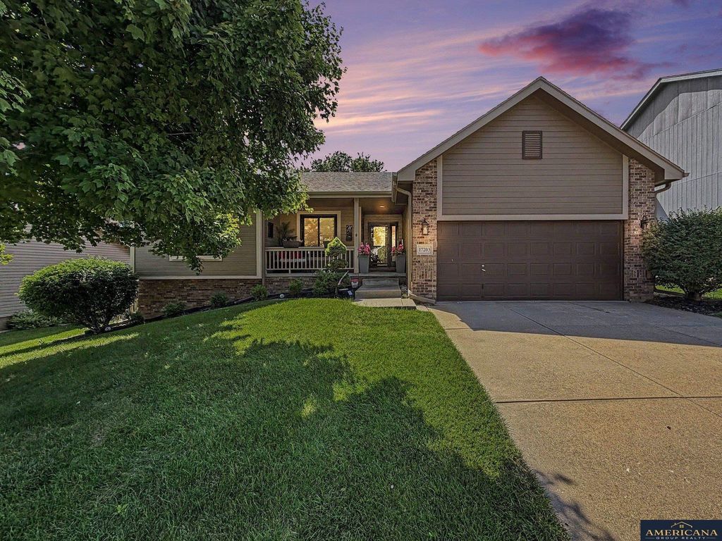 17203 K Street, Omaha