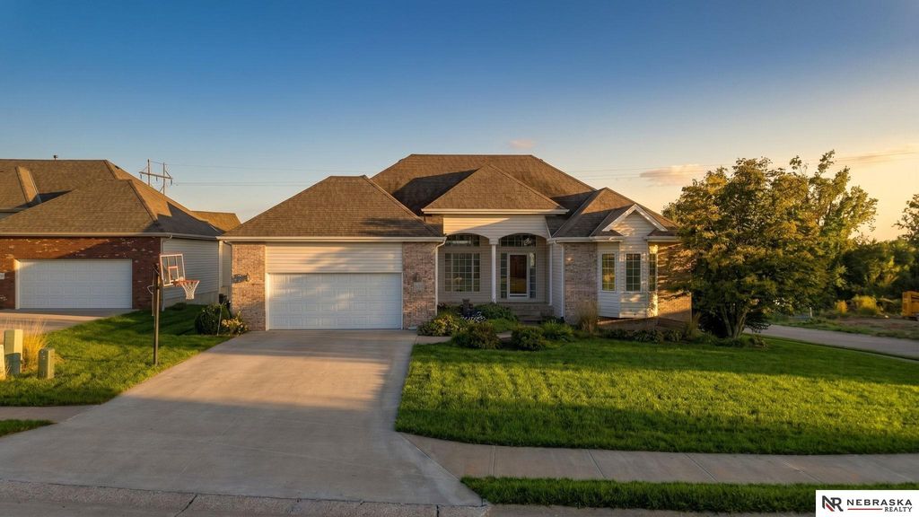 165 Eagle View Drive, Ashland