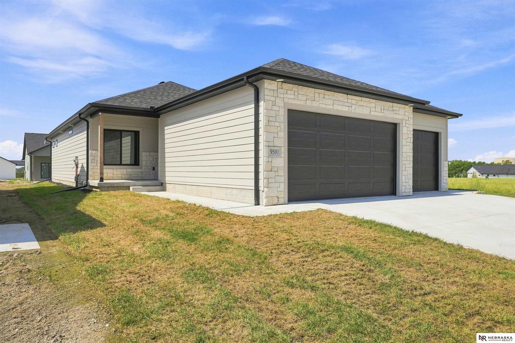 9508 S 86th Street, Lincoln