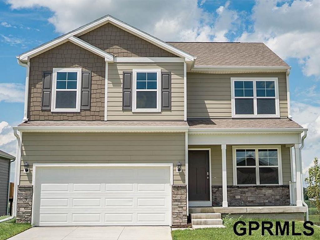 12935 S 67th Street, Papillion
