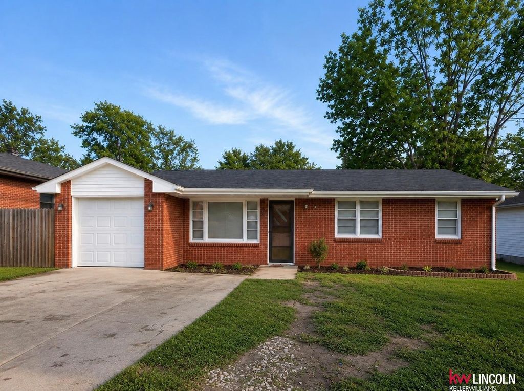 6701 Vine Street, Lincoln