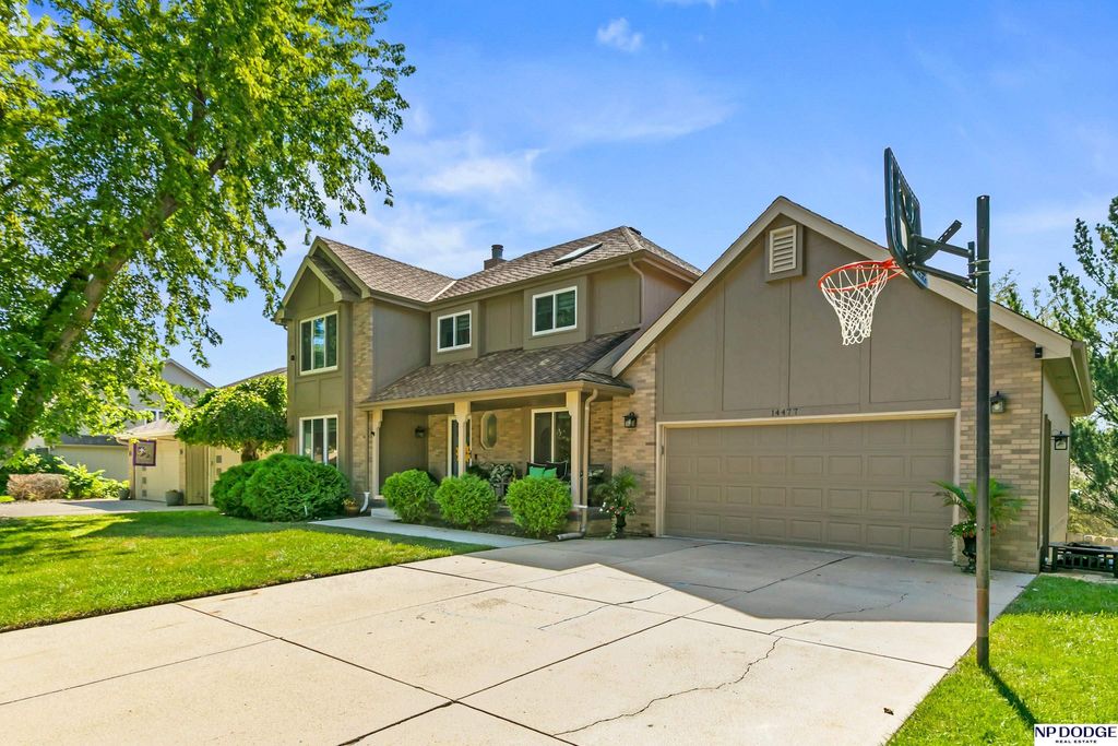 14477 Erskine Street, Omaha