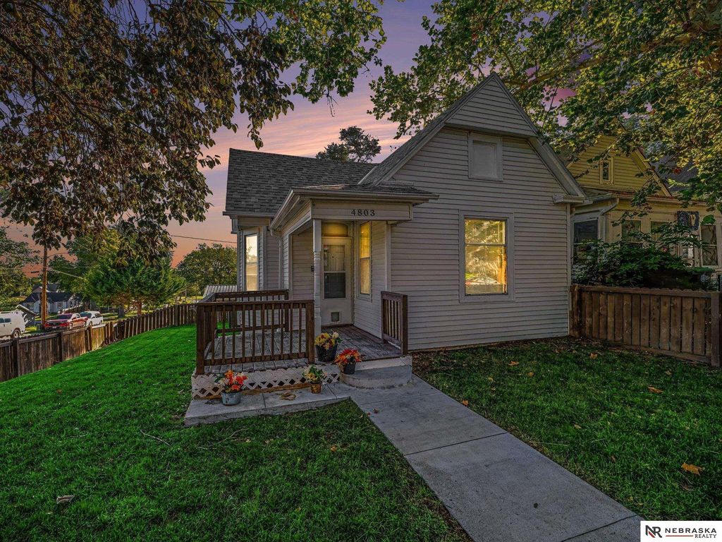 4803 S 15th Street, Omaha