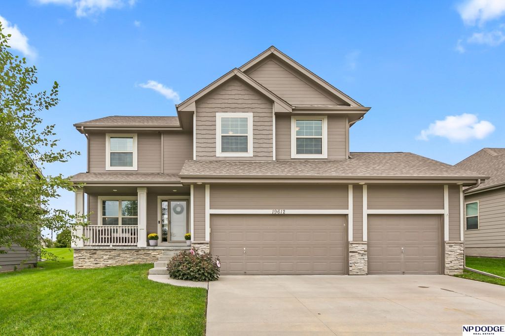 19612 Redwood Street, Gretna
