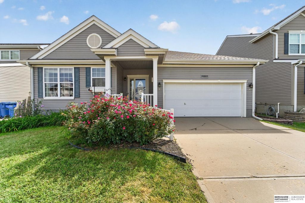 14887 Eagle Street, Bennington