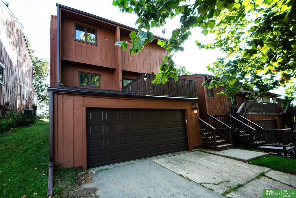7171 N 79 Plaza, Omaha
