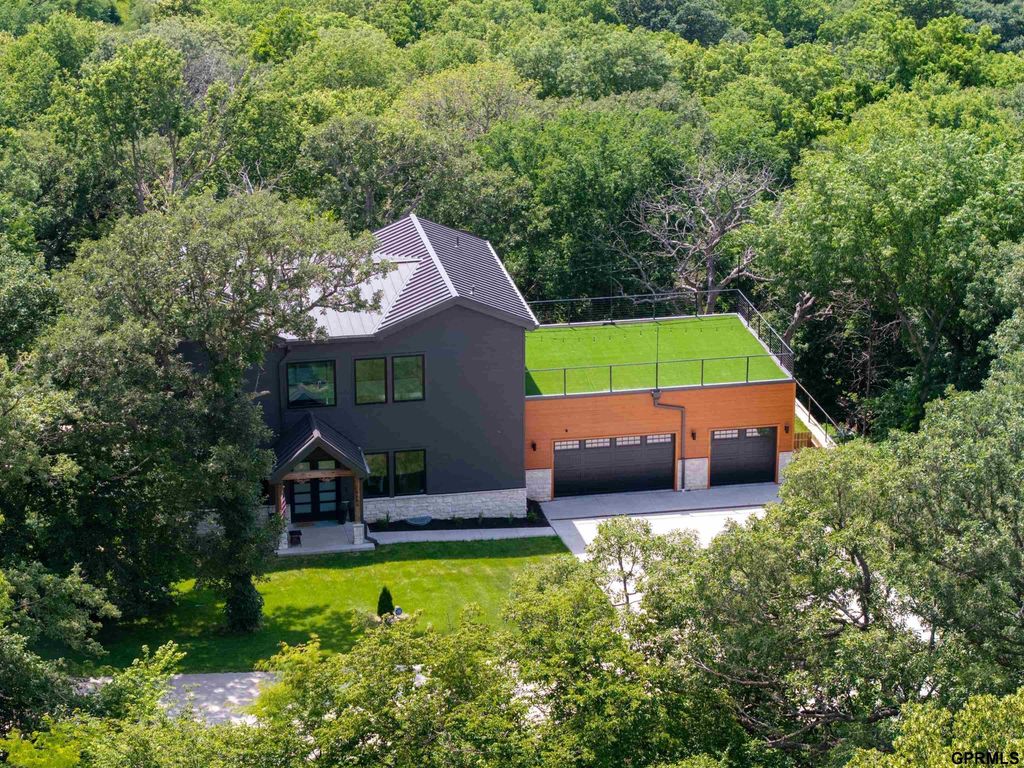 5665 Glen Oaks Drive, Fort Calhoun