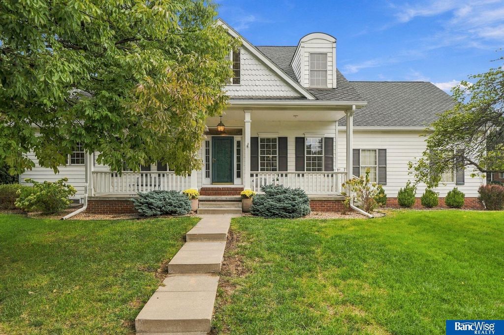 6000 Woodstock Avenue, Lincoln